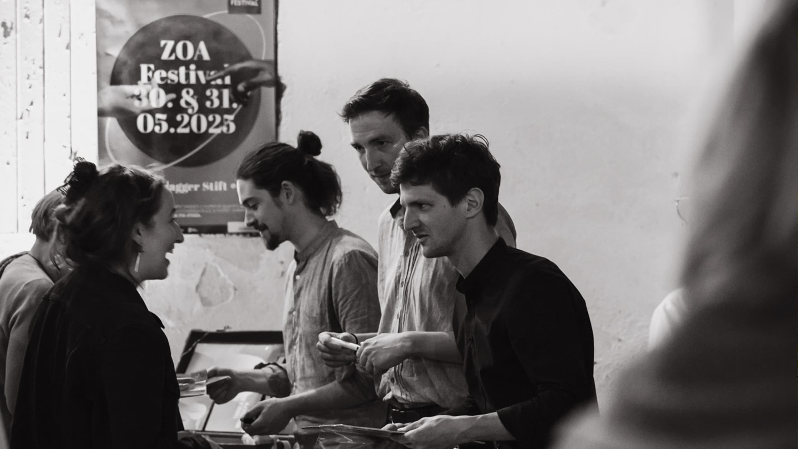 ZOA_VA_7_2560x1440_RZ